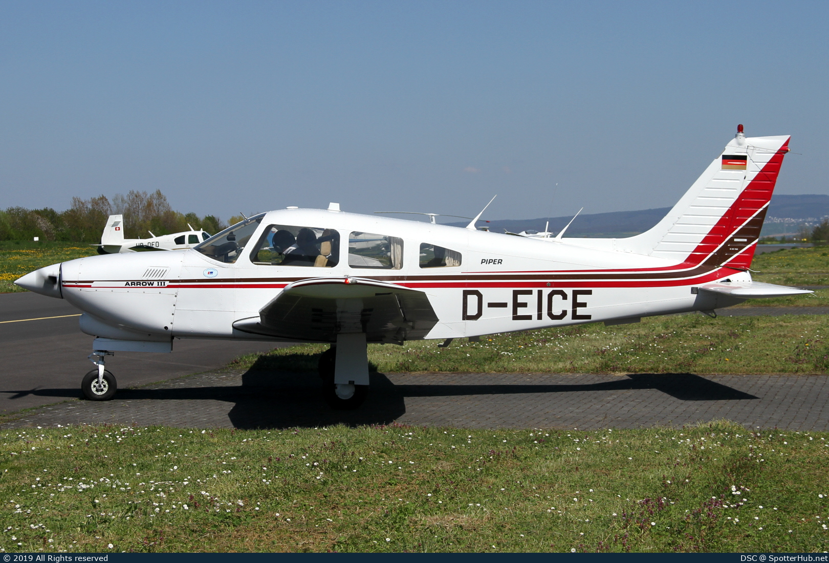 Photo of D-EICE - Piper PA-28R-201T Turbo Arrow III operated by Private