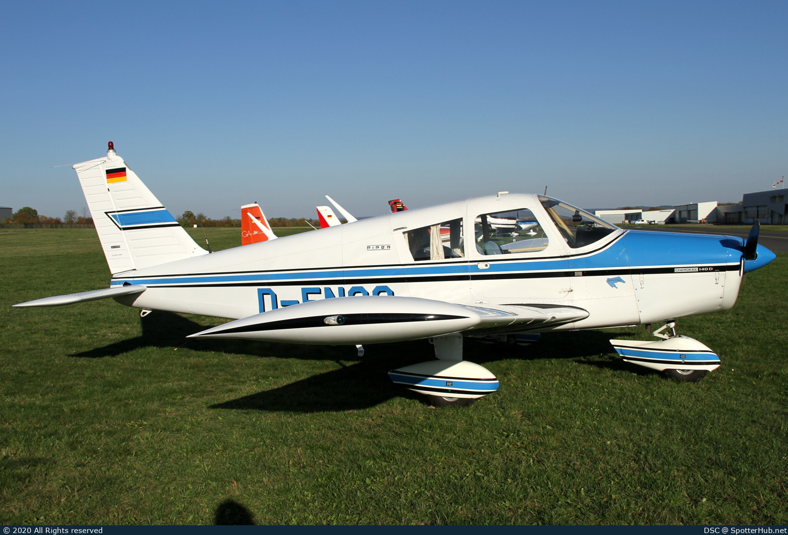 Photo of D-ENCO - Piper PA-28-140 Cherokee D operated by Private
