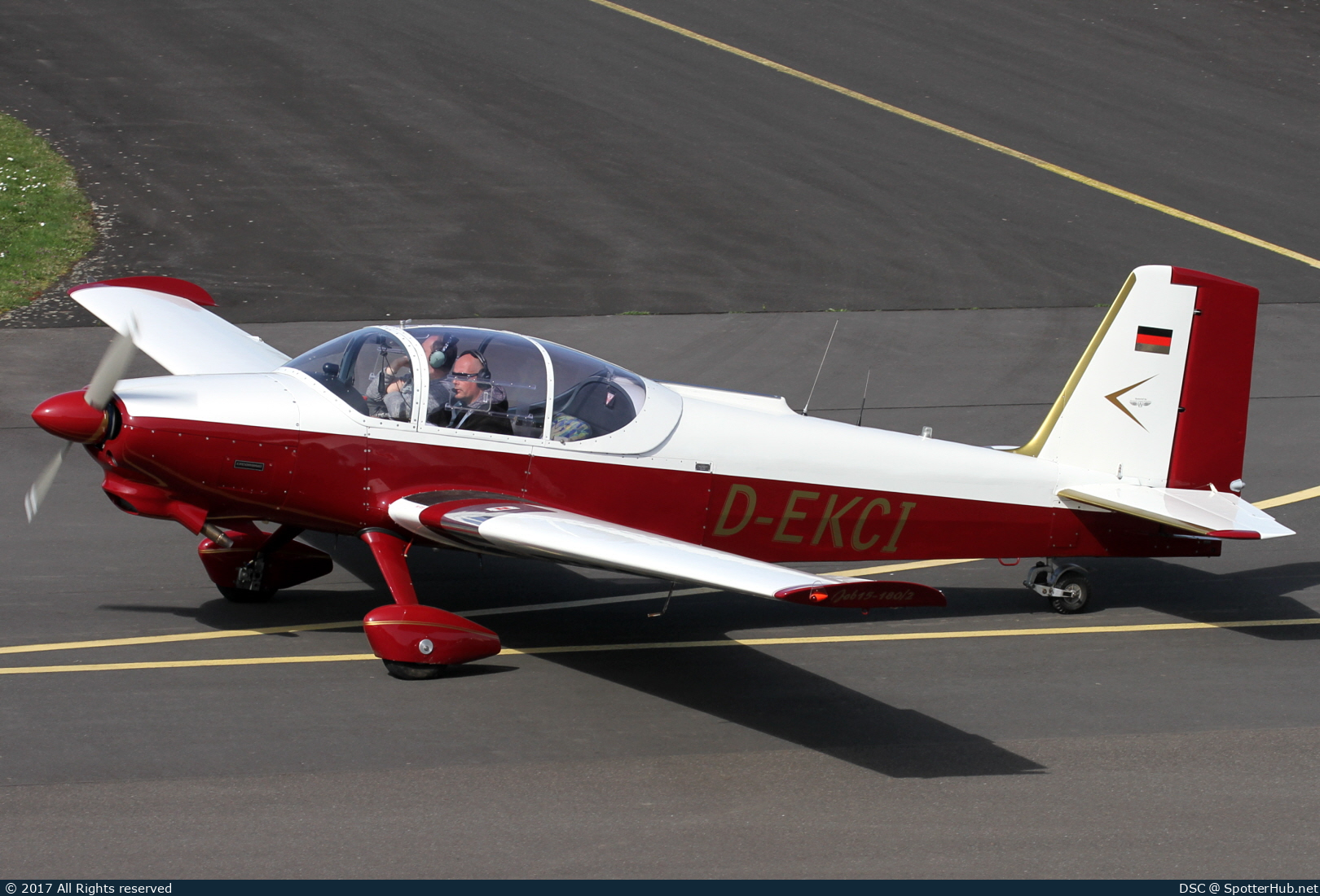 Photo of D-EKCI - Oberlerchner JOB 15-180/2 operated by Private