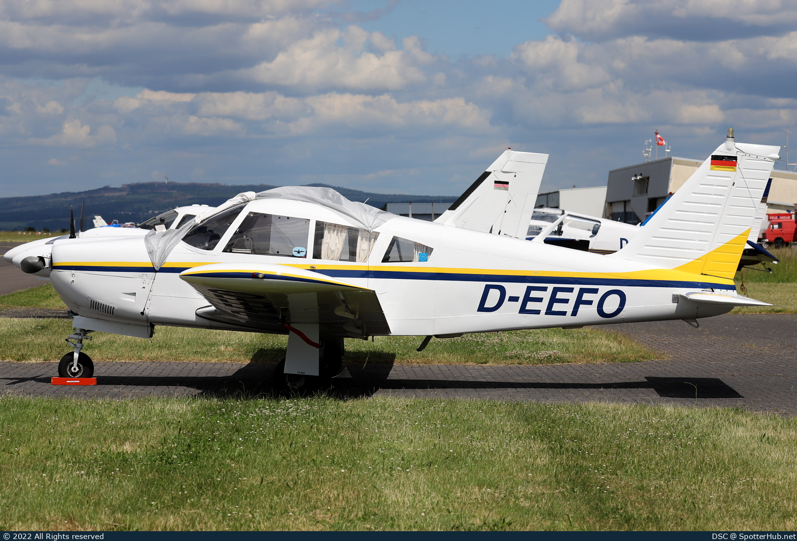 Photo of D-EEFO - Piper PA-28R-200 Cherokee Arrow operated by Private