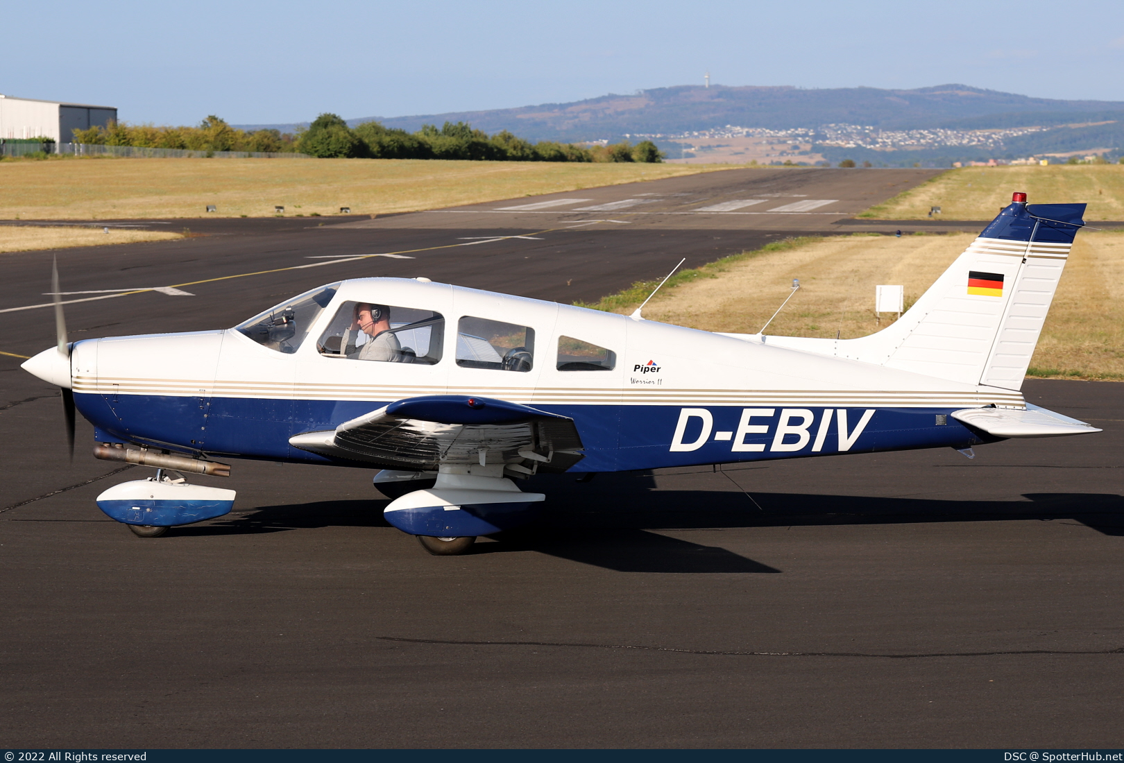 Photo of D-EBIV - Piper PA-28-161 Warrior II operated by Luftsportclub Borkenberge