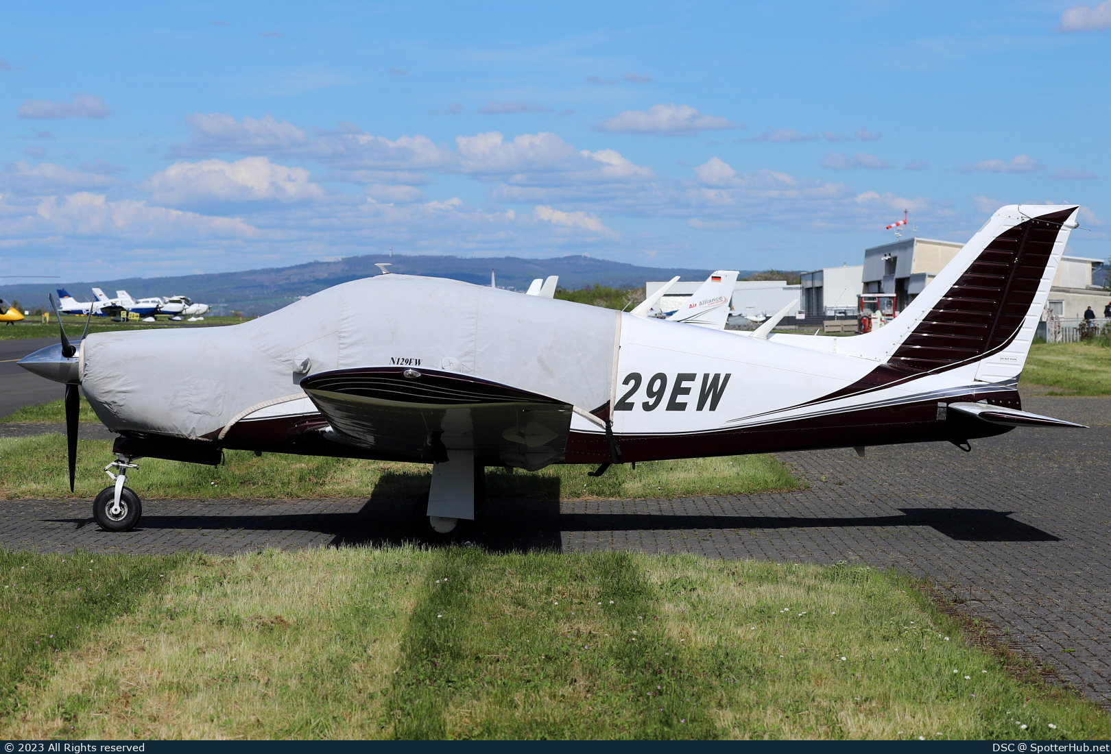 Photo of N129EW - Piper PA-28R-200 Cherokee Arrow II operated by Private