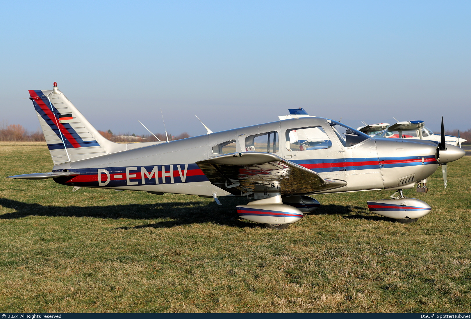 Photo of D-EMHV - Piper PA-28-181 Archer II operated by Kölner Klub für Luftsport