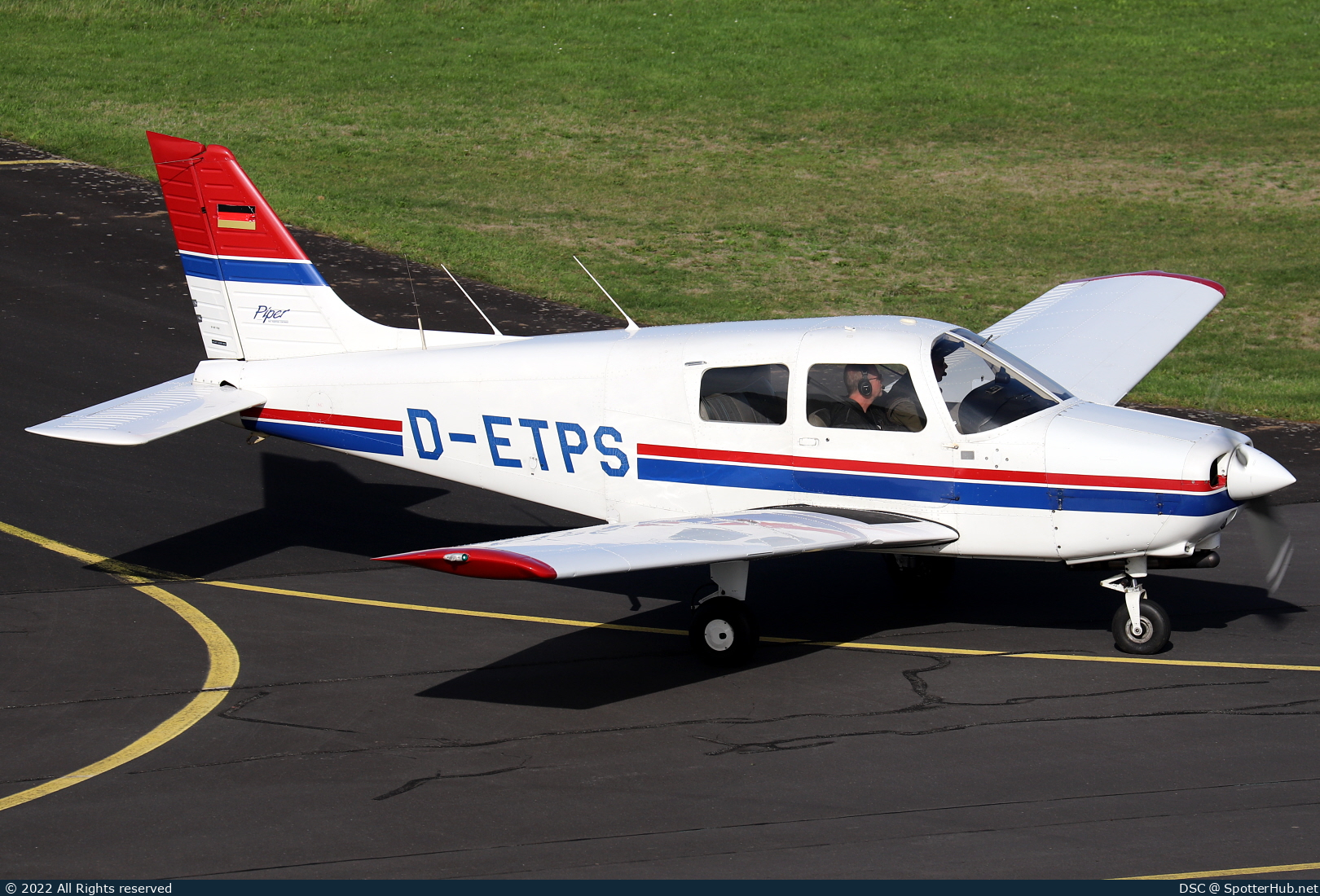 Photo of D-ETPS - Piper PA-28-161 Cadet operated by Flugsportclub Aschaffenburg-Großostheim