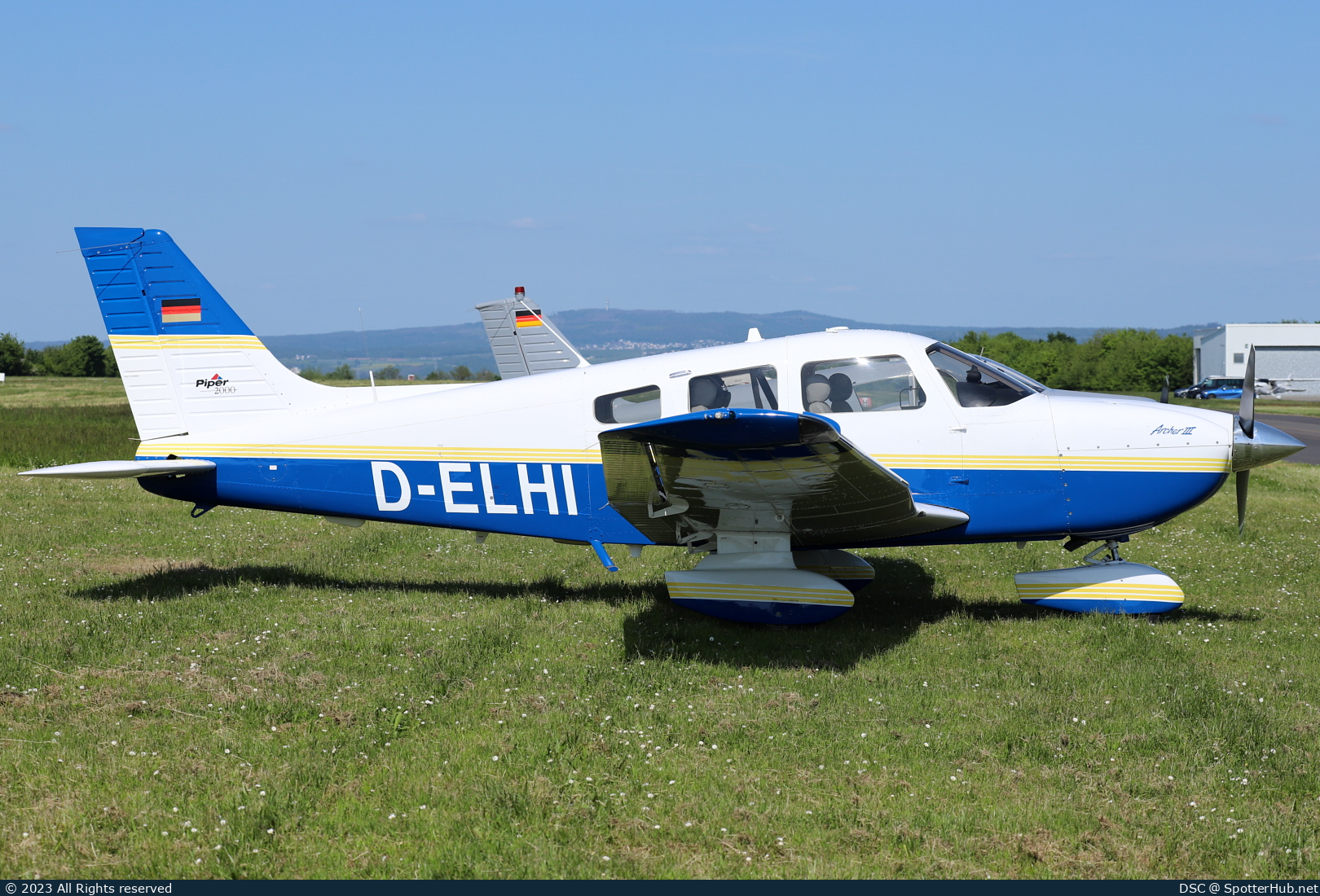 Photo of D-ELHI - Piper PA-28-181 Archer III operated by Private