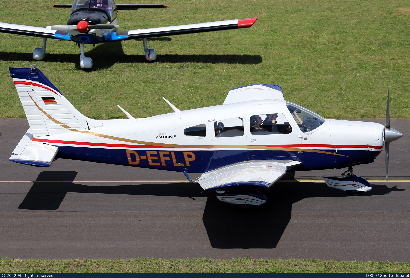 Photo of D-EFLP - Piper PA-28-151 Cherokee Warrior operated by Flugausbildungszentrum Dortmund