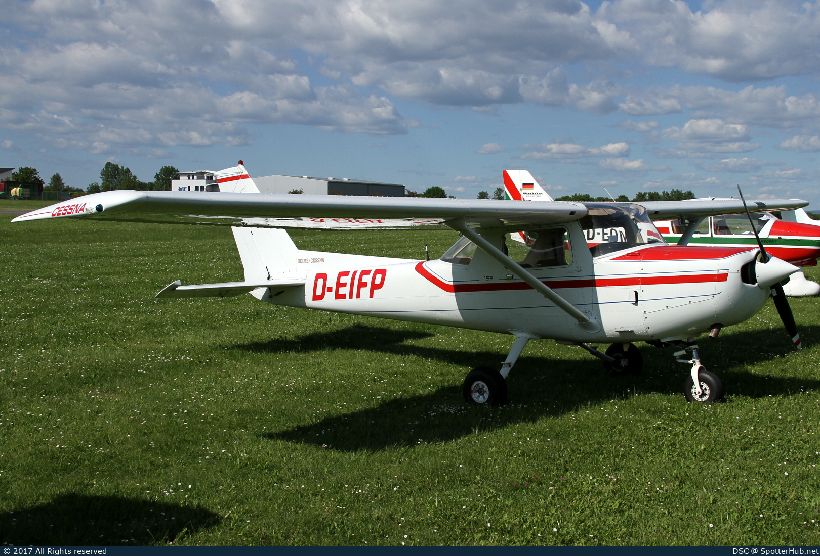 Photo of D-EIFP - Reims-Cessna F152 operated by Hanseatischer Fliegerclub Frankfurt