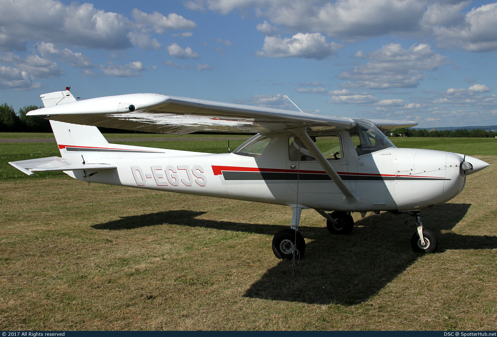 Photo of D-EGJS - Reims-Cessna F150L operated by Private