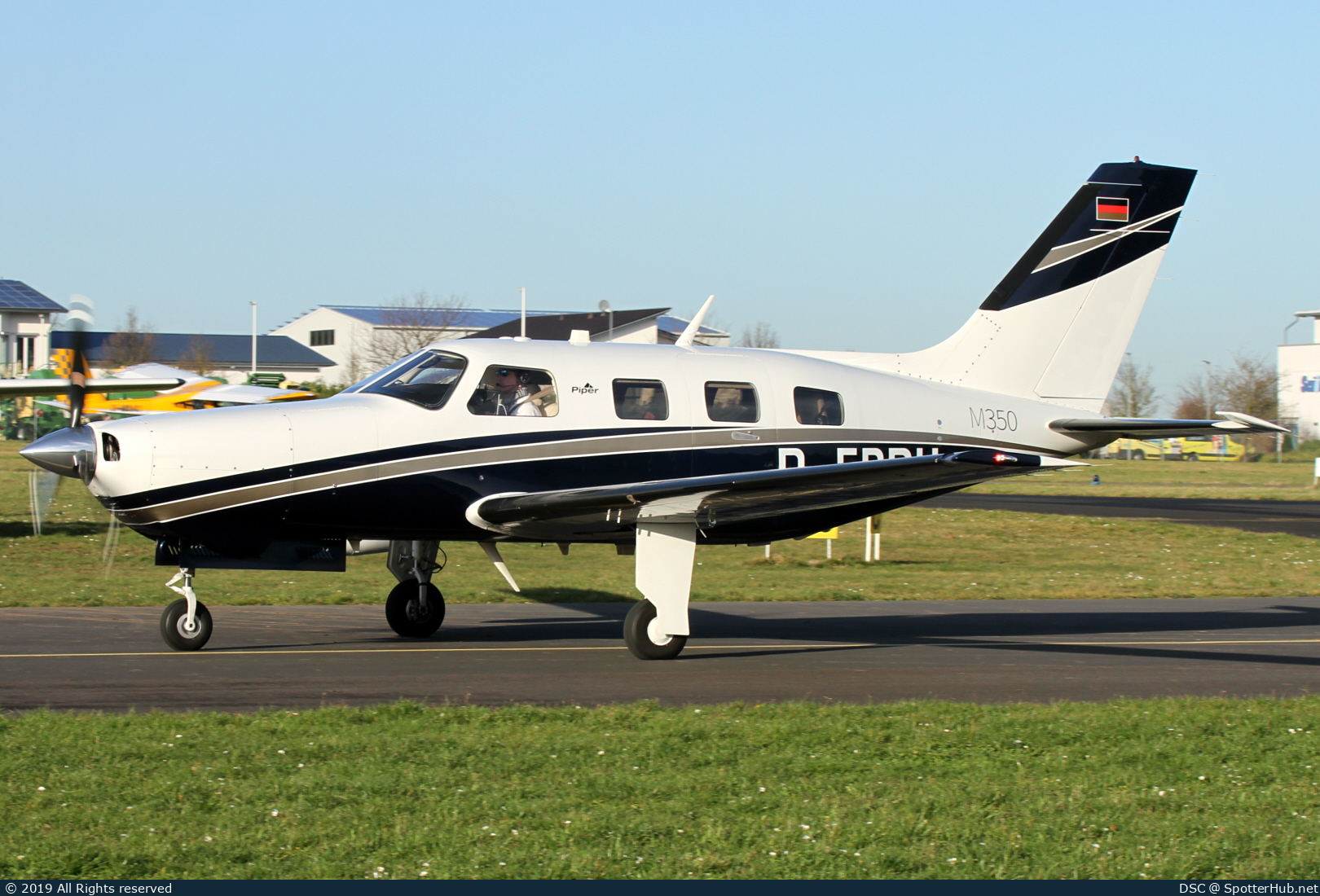 Photo of D-ERDH - Piper PA-46-350P M350 operated by Private