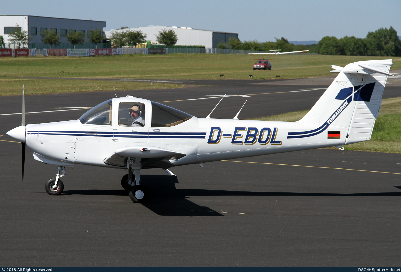 Photo of D-EBOL - Piper PA-38-112 Tomahawk operated by Private