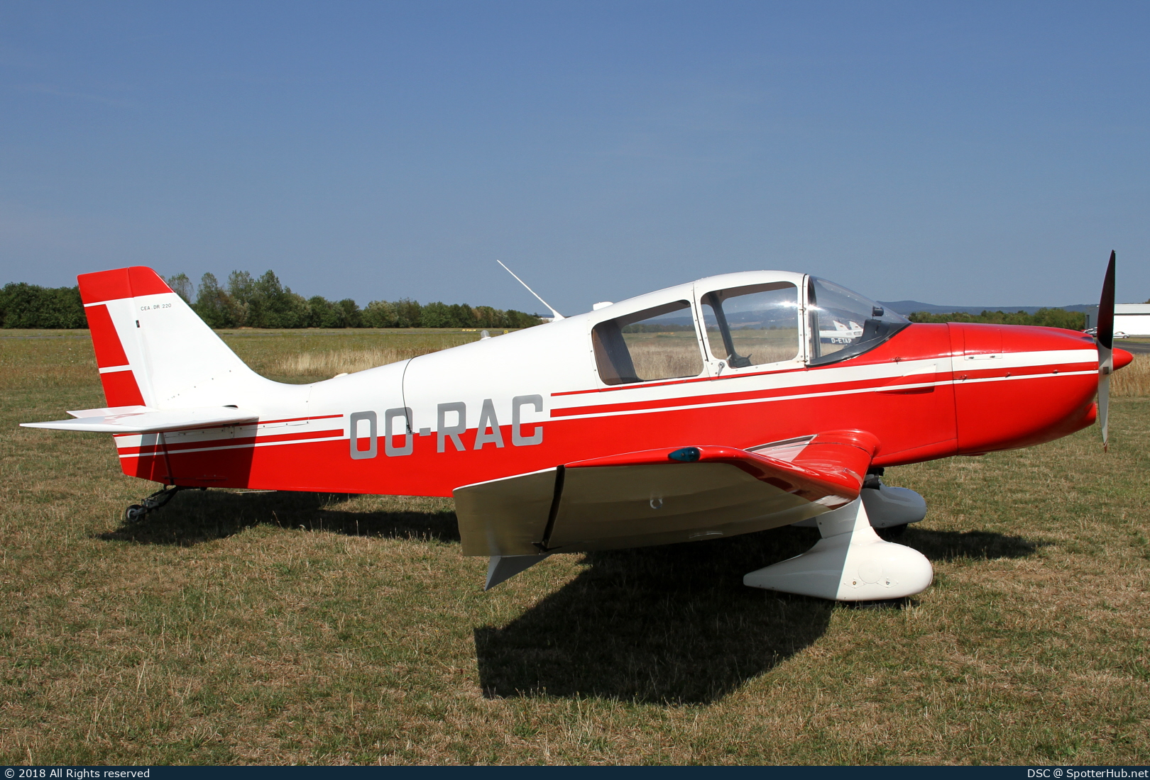 Photo of OO-RAC - Robin DR220 2+2 operated by Private