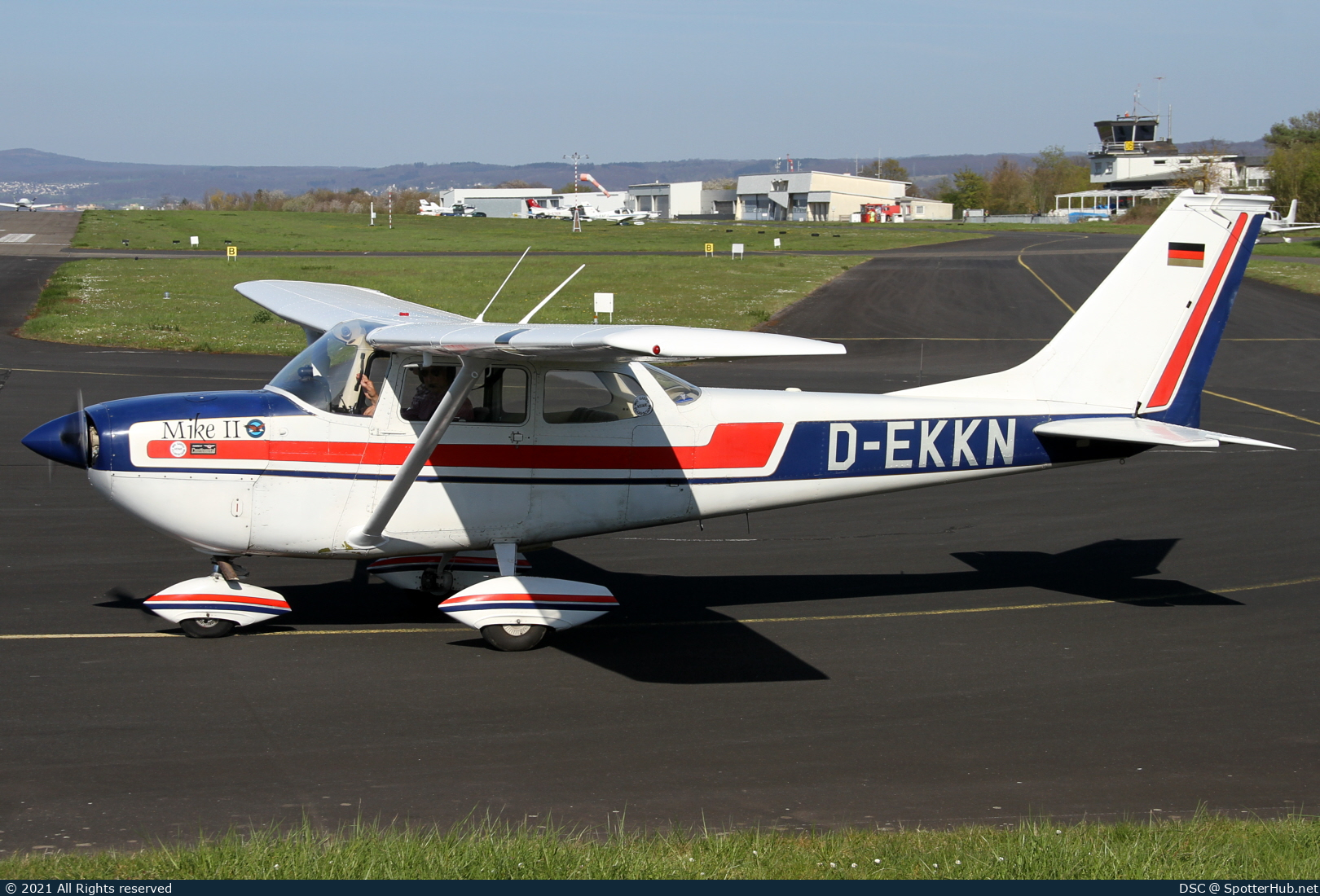 Photo of D-EKKN - Reims-Cessna FR172G Reims Rocket operated by Private