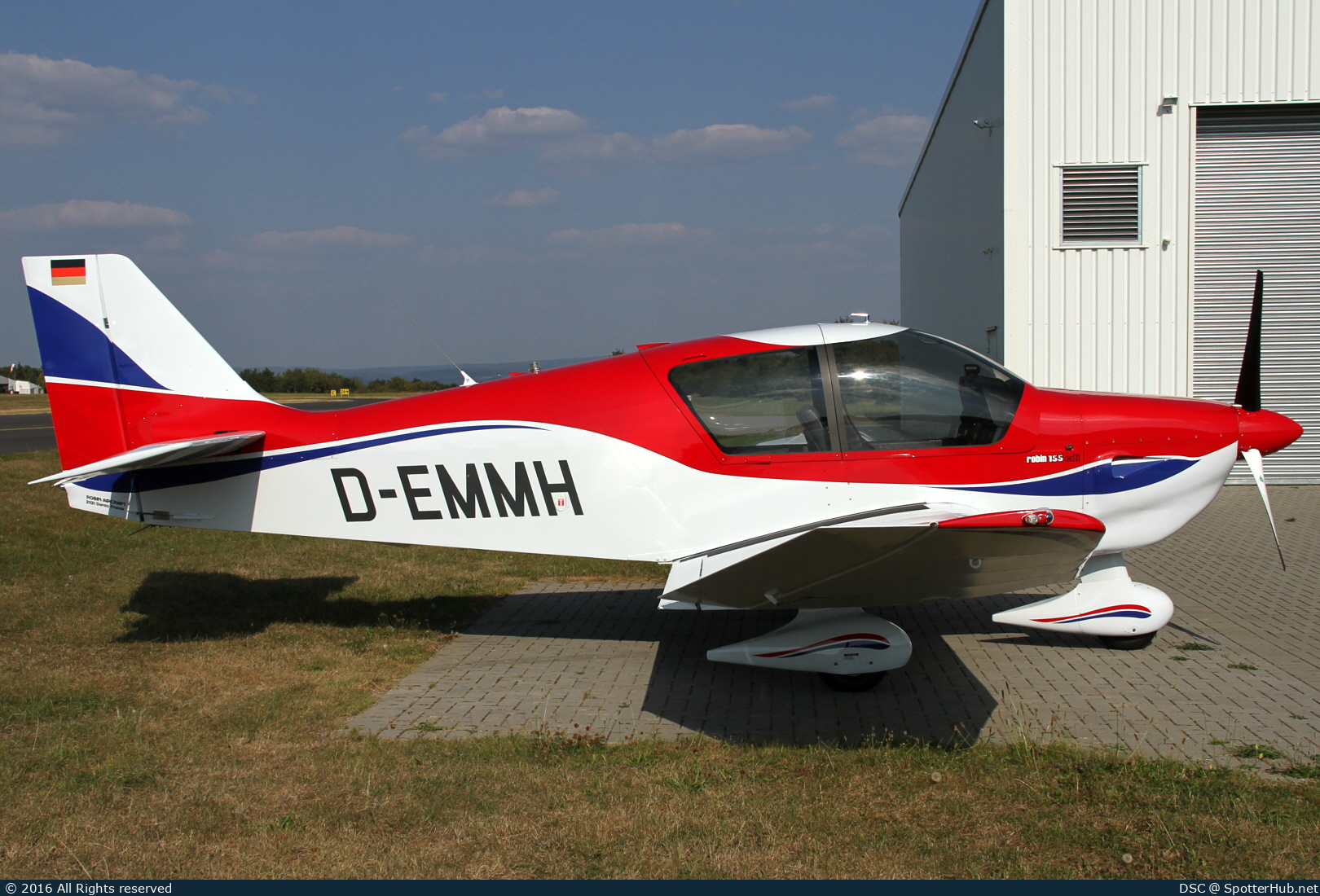 Photo of D-EMMH - Robin DR400/155cdi Ecoflyer operated by Fliegerclub Traunsee