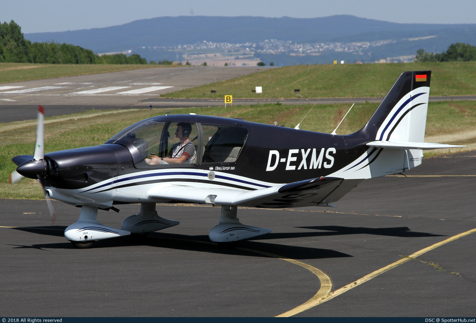 Photo of D-EXMS - Robin DR400/135cdi Ecoflyer operated by Private