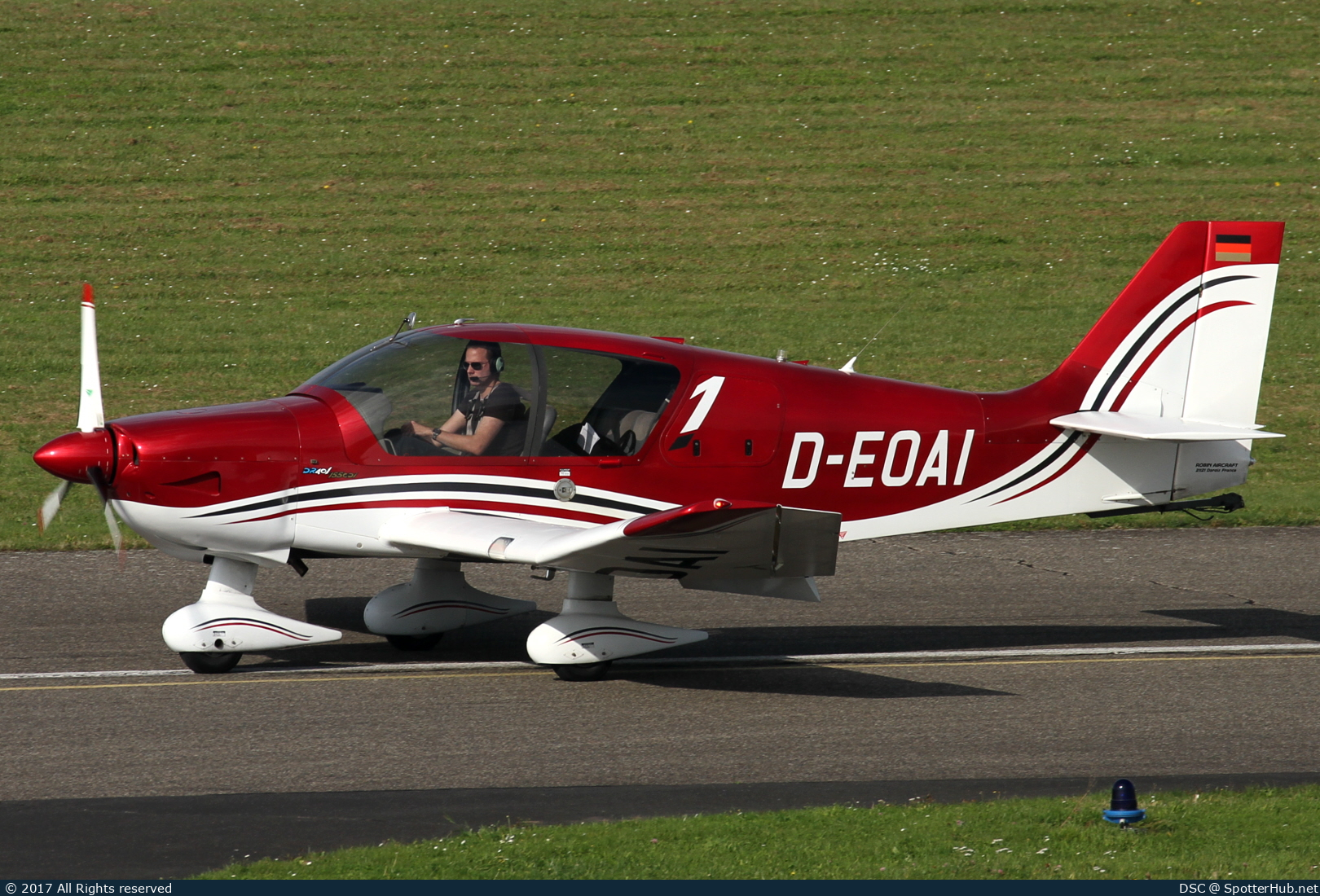 Photo of D-EOAI - Robin DR401/155cdi Ecoflyer operated by Private