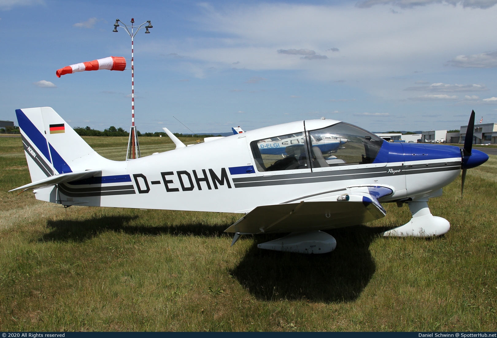 Photo of D-EDHM - Robin DR400/180 Régent operated by Private