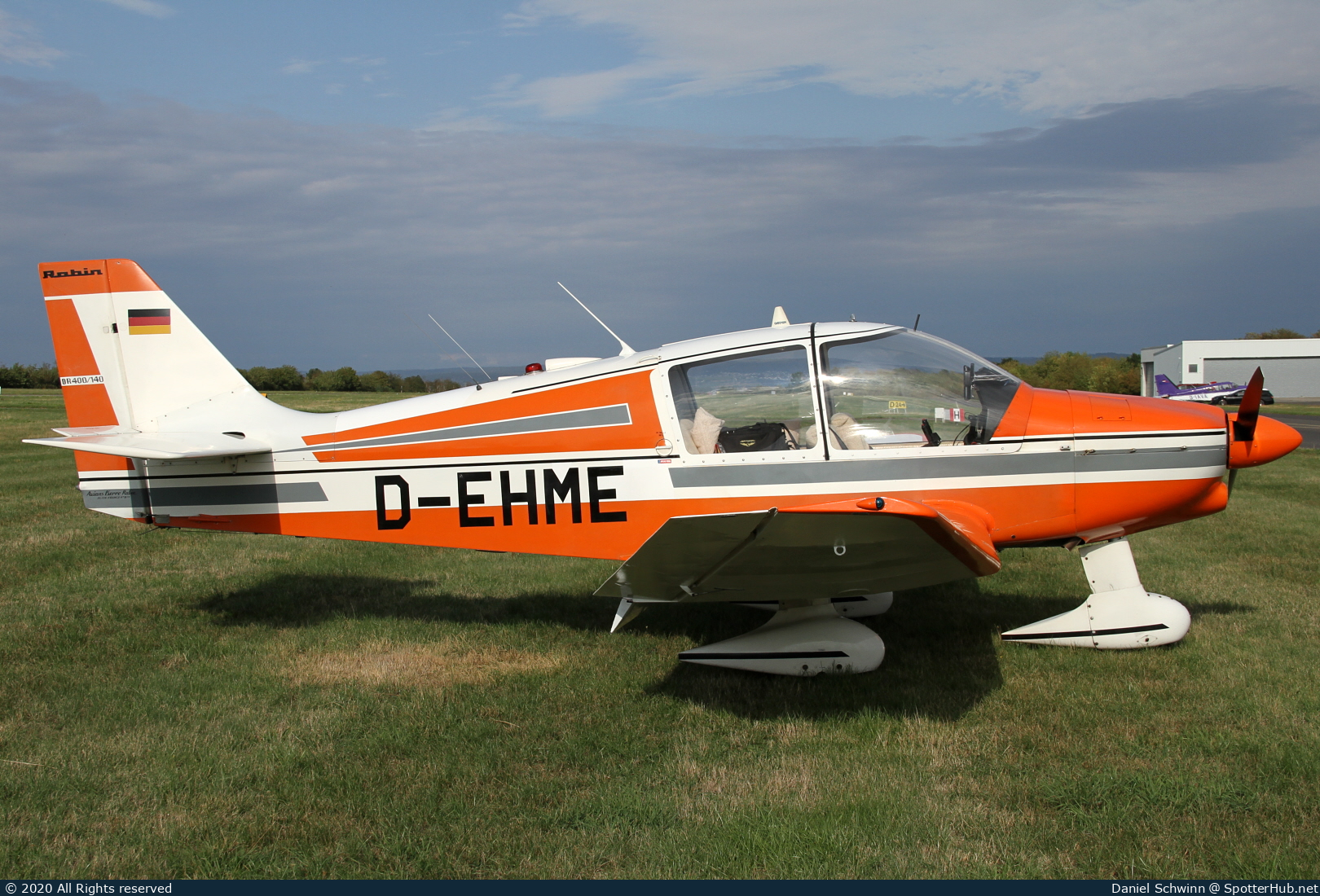 Photo of D-EHME - Robin DR400/140B Major operated by Private