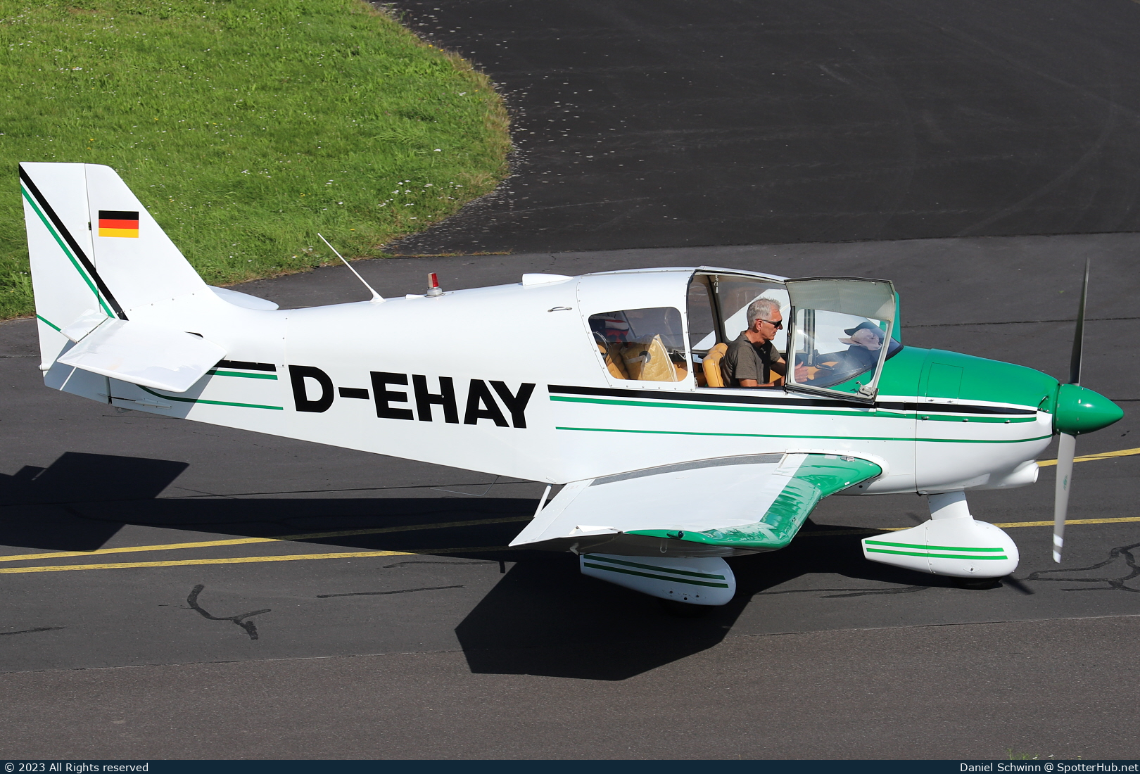 Photo of D-EHAY - Robin DR253 B Régent operated by Private