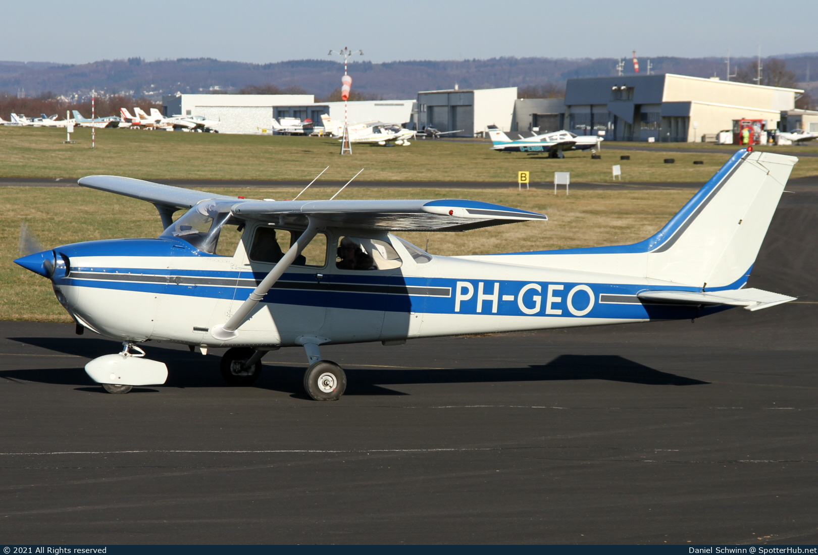 Photo of PH-GEO - Reims-Cessna F172N Skyhawk II operated by AIR-STADTLOHN Flugschule