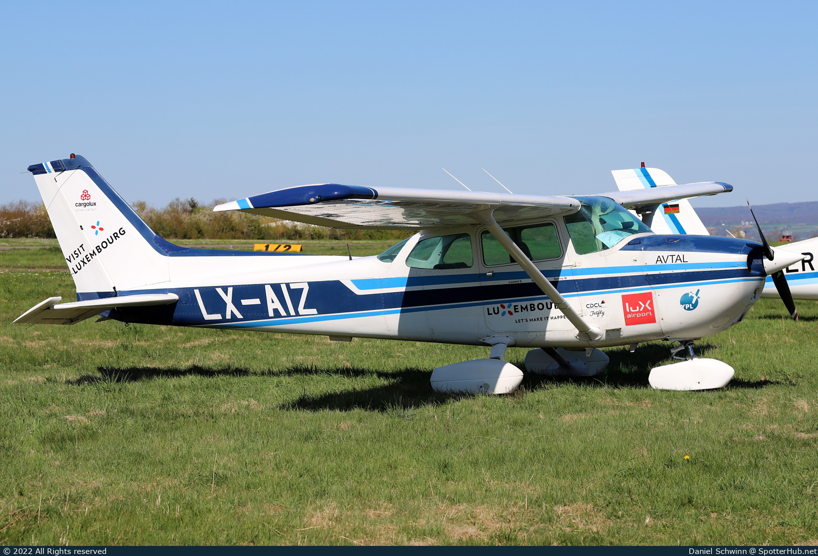 Photo of LX-AIZ - Reims-Cessna F172N Skyhawk II operated by Aéro-Sport Luxembourg