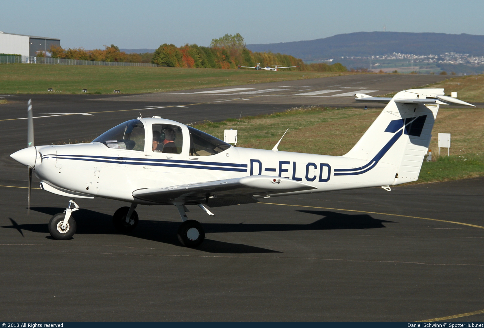 Photo of D-ELCD - Piper PA-38-112 Tomahawk operated by Private