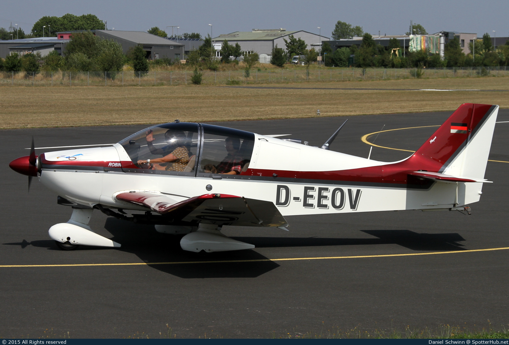 Photo of D-EEOV - Robin DR400/180 Régent operated by Private