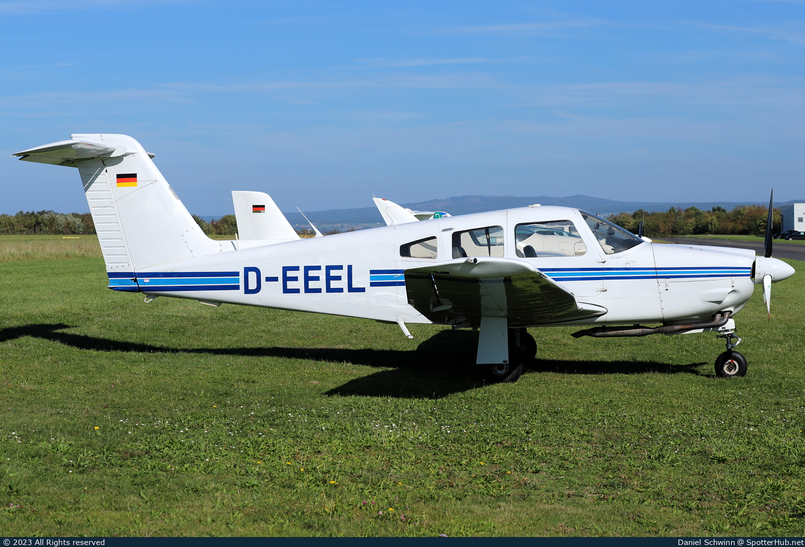 Photo of D-EEEL - Piper PA-28RT-201 Arrow IV operated by Private