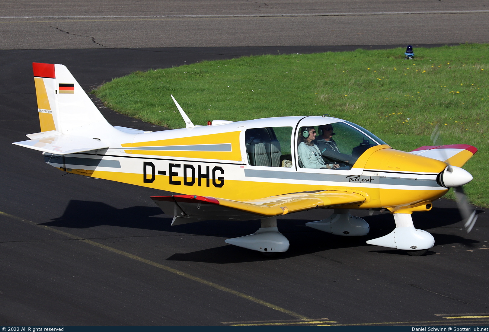 Photo of D-EDHG - Robin DR400/180 Régent operated by Private
