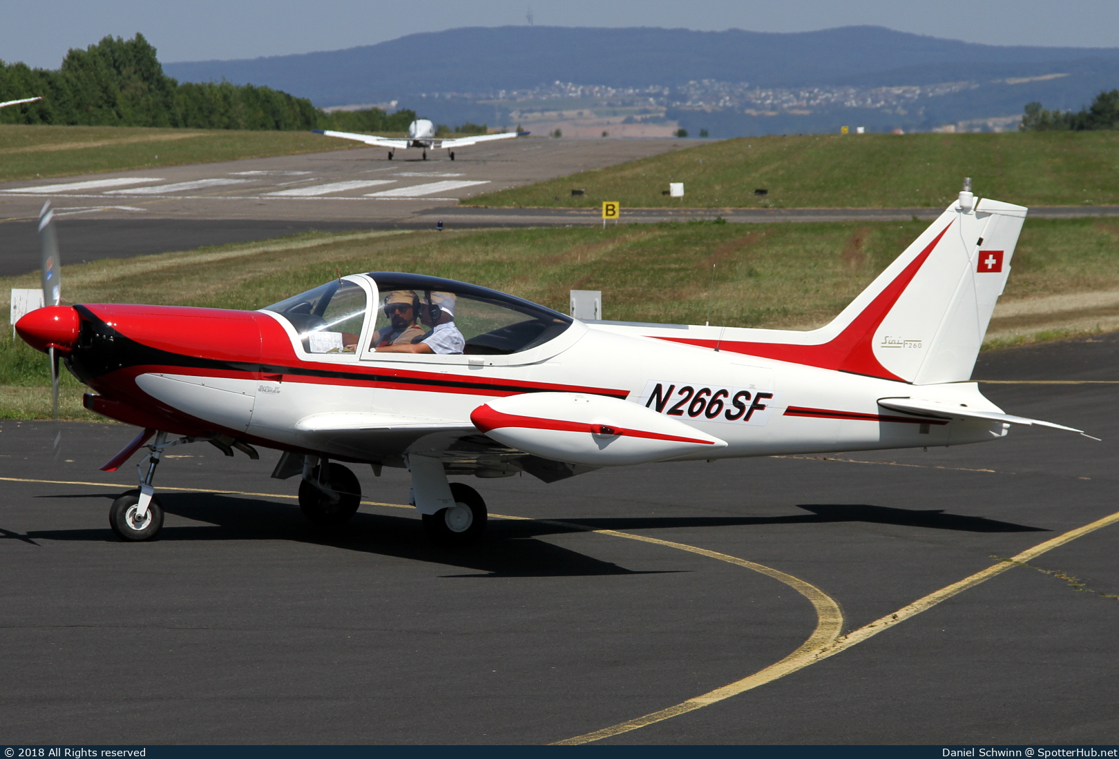 Photo of N266SF - SIAI-Marchetti SF.260 operated by Private