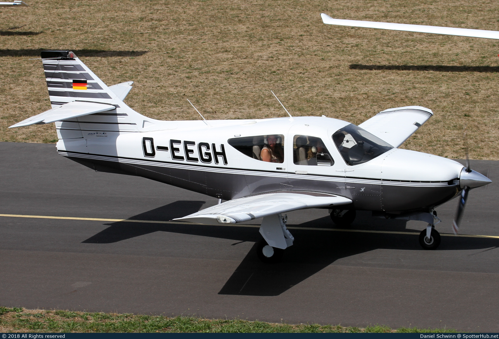 Photo of D-EEGH - Rockwell Commander 114B operated by Private