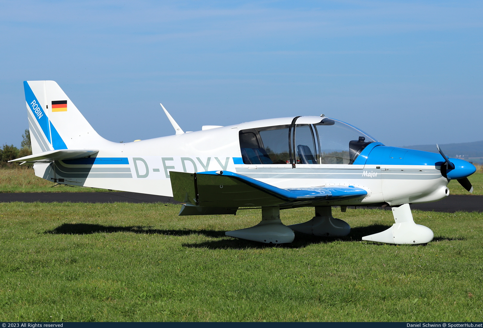 Photo of D-EDYY - Robin DR400/140B Major operated by Private
