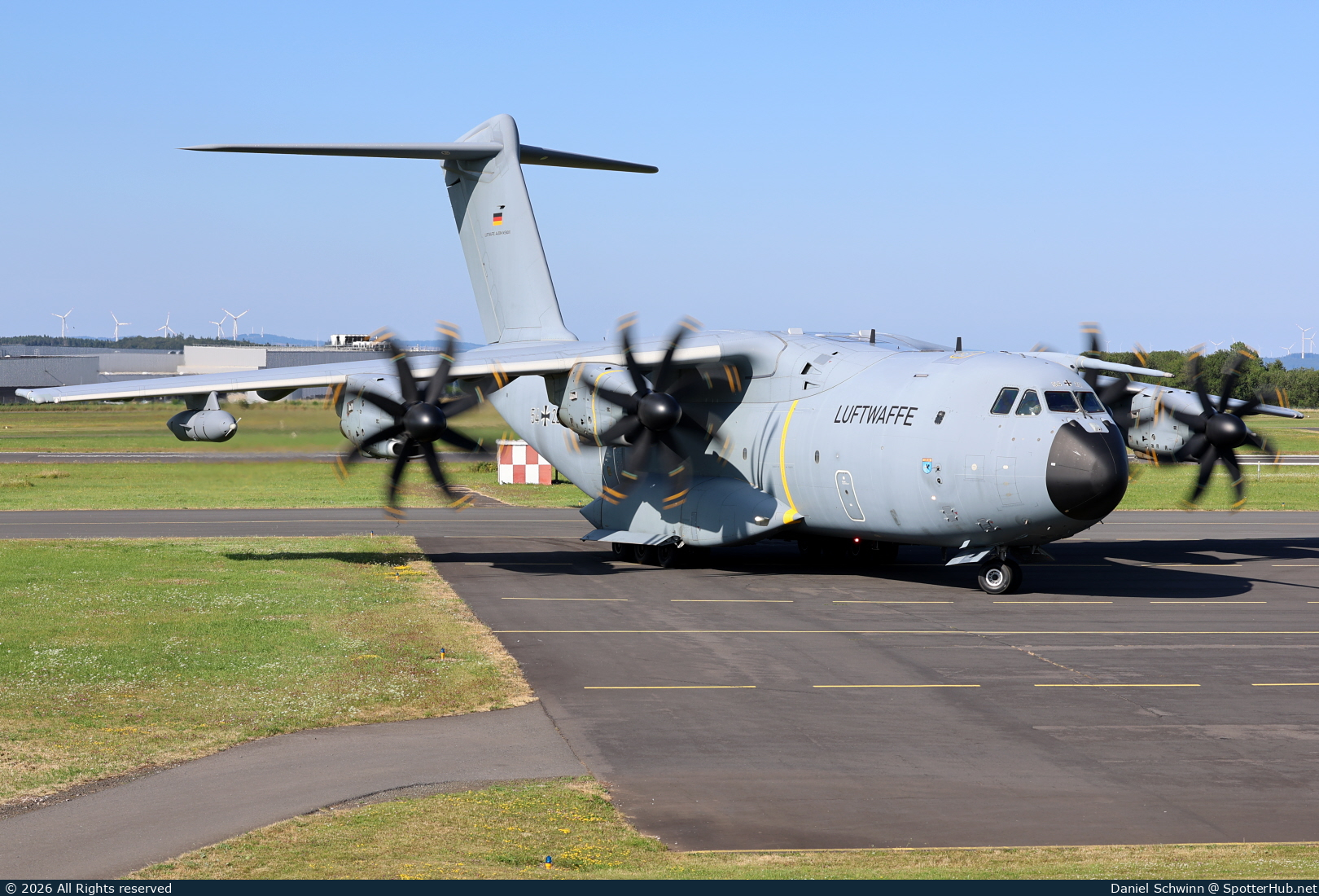 Photo of 54+22 - Airbus A400M Atlas operated by German Air Force