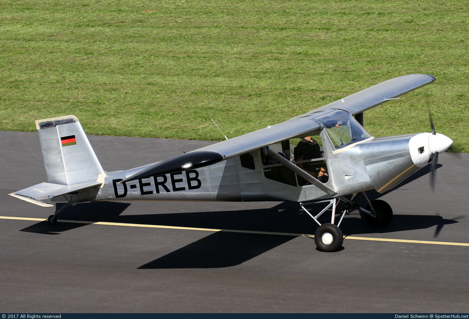 Photo of D-EREB - ULBI Wild Thing WT 01 operated by Private