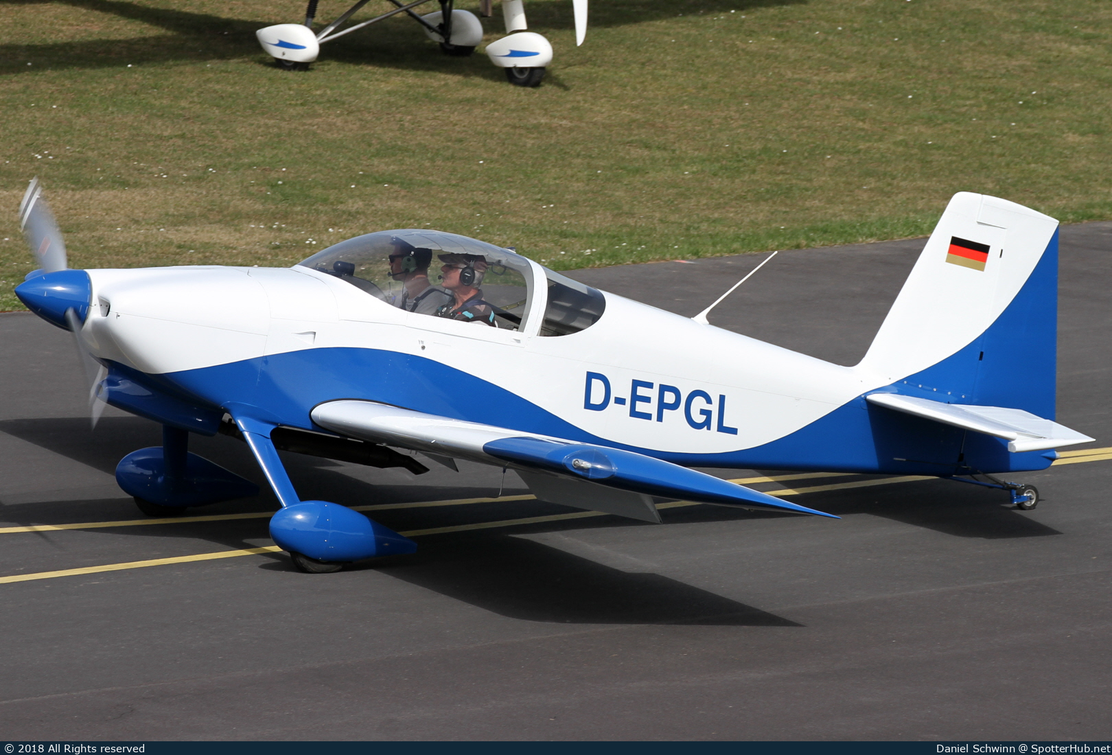 Photo of D-EPGL - Vans RV-7 operated by Private