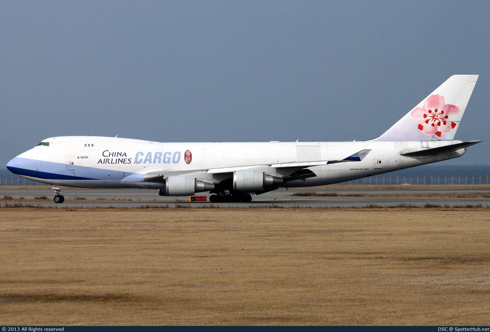 Photo of B-18721 - Boeing 747-409F operated by China Airlines Cargo
