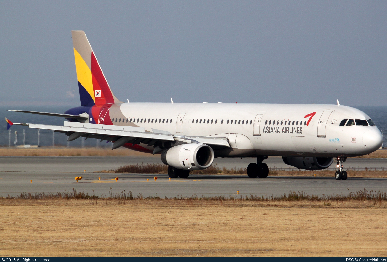 Photo of HL7729 - Airbus A321-231 operated by Asiana Airlines