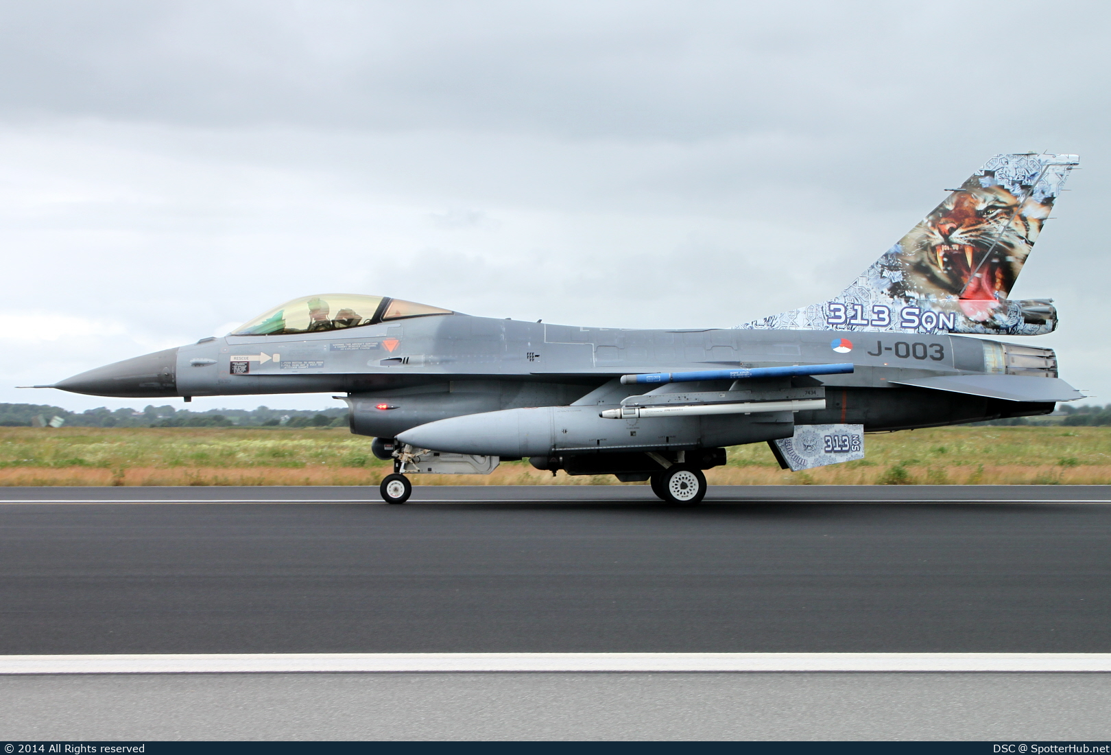 Photo of J-003 - General Dynamics F-16AM Fighting Falcon operated by Royal Netherlands Air Force