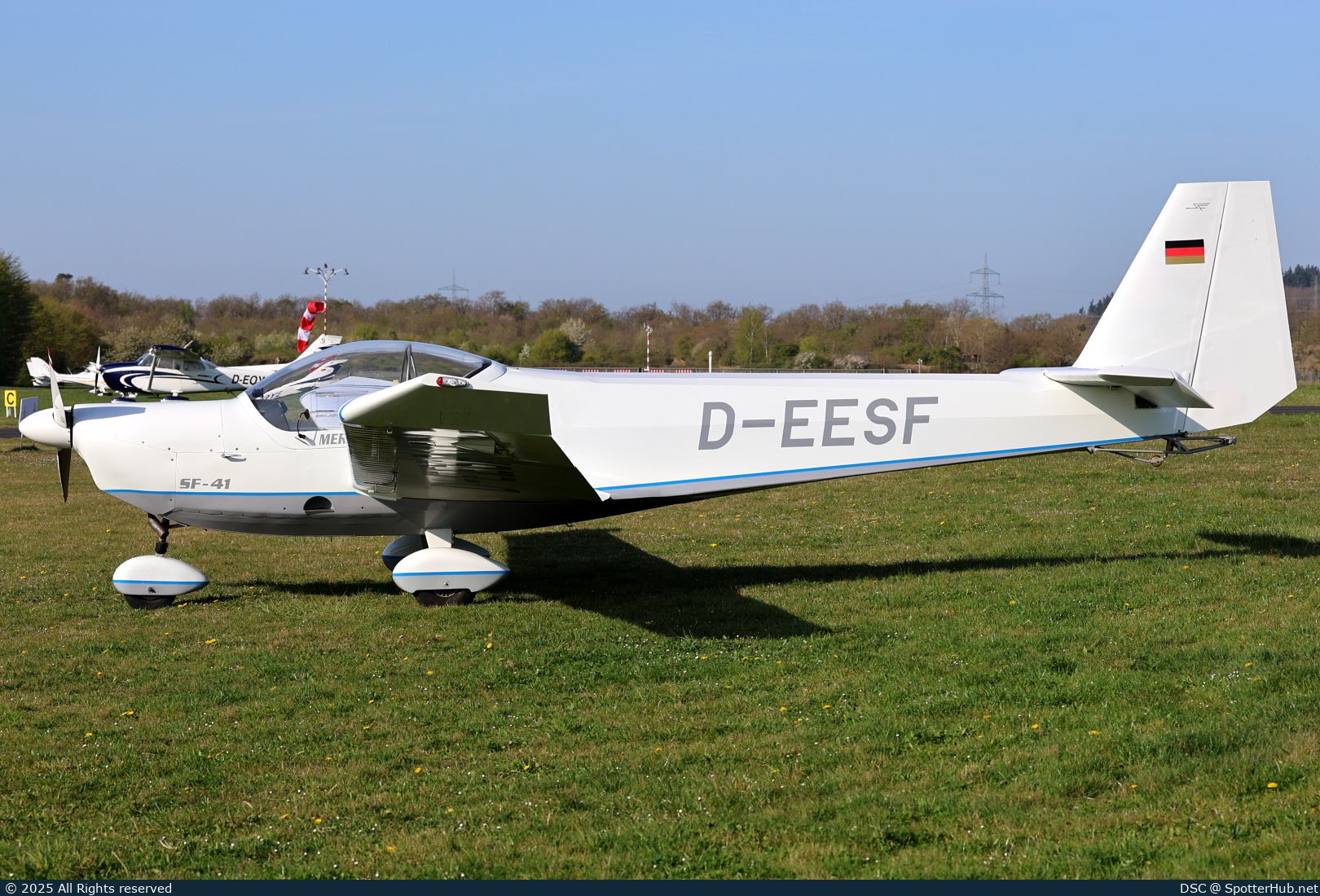 Photo of D-EESF - Scheibe SF 41 Merlin operated by IG Scheibe-Flugzeuge