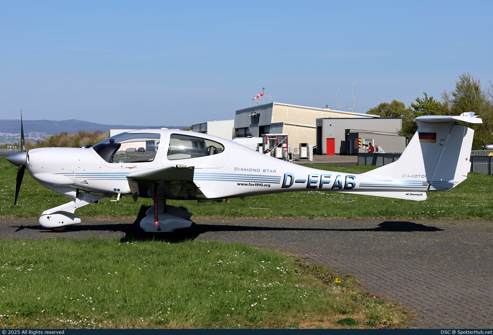 Photo of D-EFAB - Diamond DA40 Diamond Star TDI operated by Flugsportverein 1910 Karlsruhe