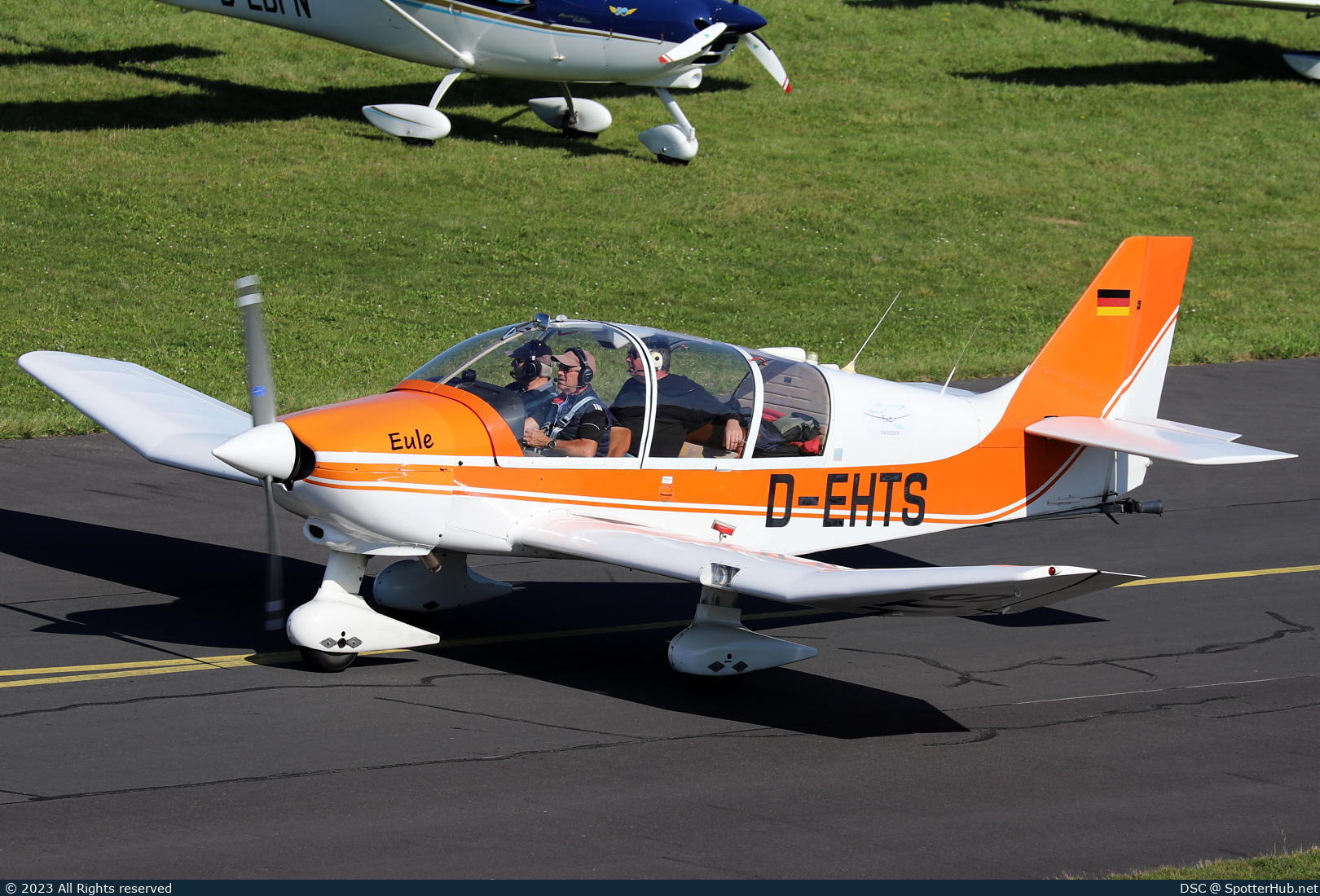 Photo of D-EHTS - Robin DR400/180R Remorqueur operated by Luftsportvereinigung Ithwiesen