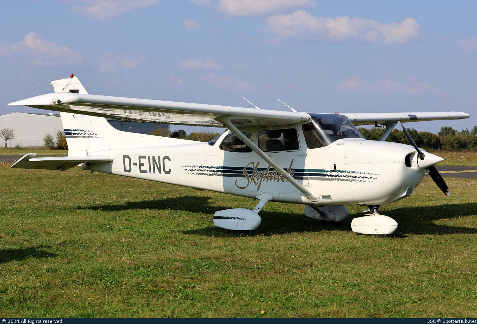 Photo of D-EINC - Cessna 172R Skyhawk operated by Aeroclub Bergisch Land Remscheid