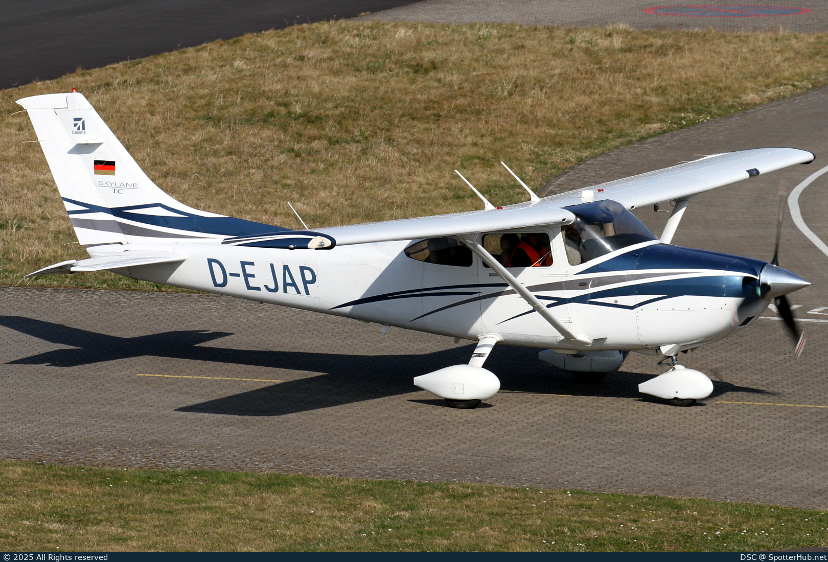 Photo of D-EJAP - Cessna T182T Turbo Skylane TC operated by Private