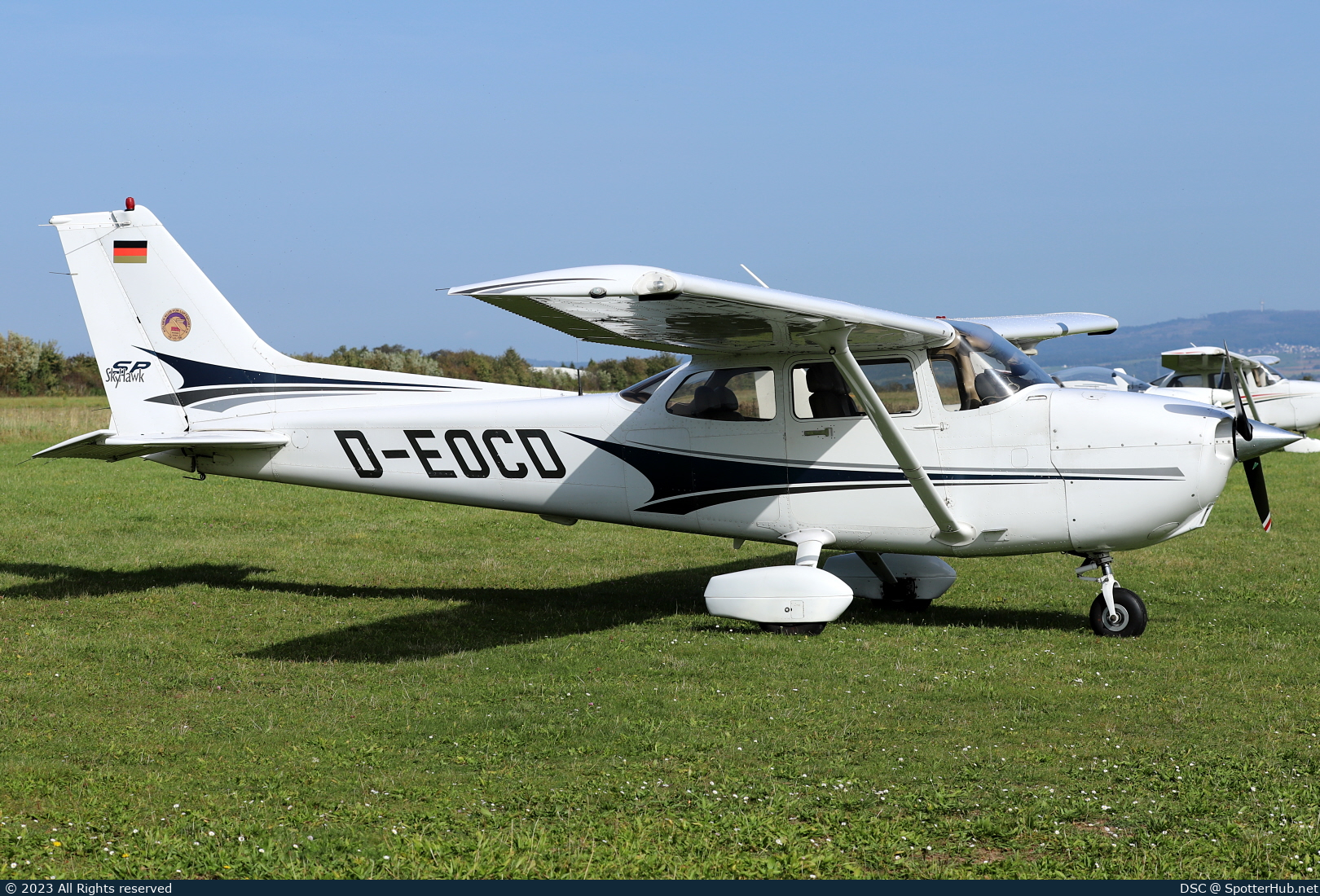Photo of D-EOCD - Cessna 172S Skyhawk SP operated by Kölner Klub für Luftsport