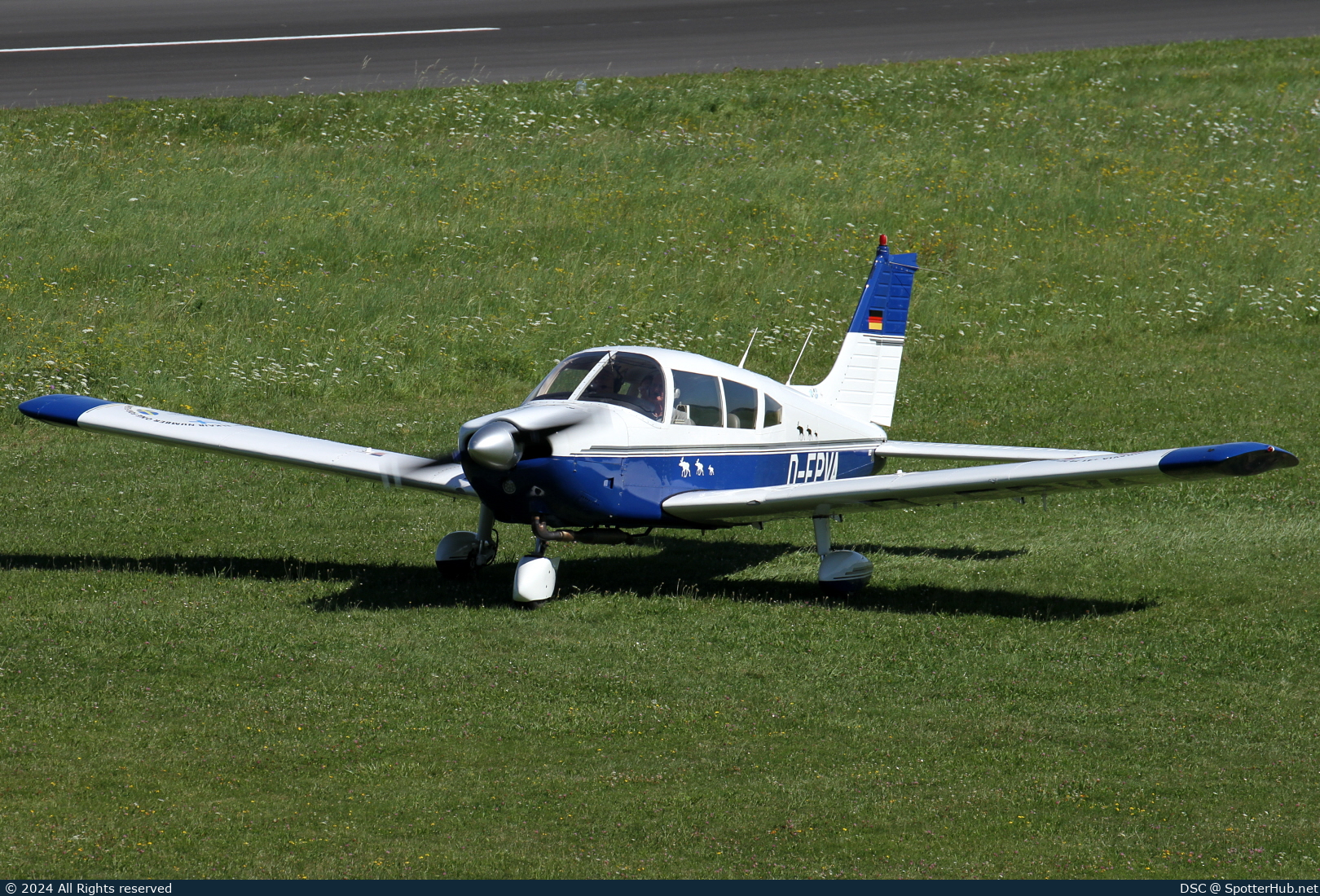 Photo of D-EPVA - Piper PA-28-180 Cherokee Challenger operated by Private