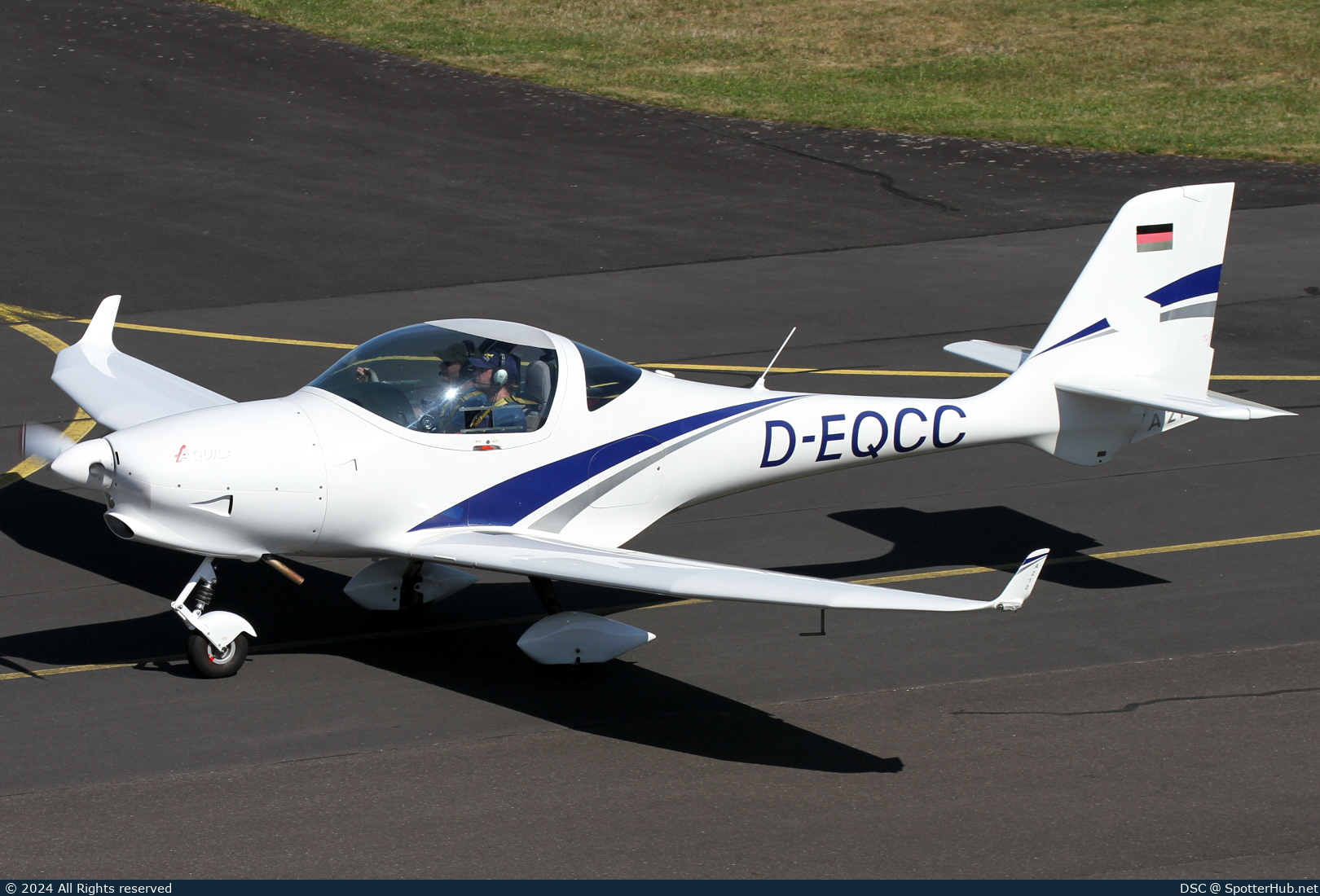 Photo of D-EQCC - Aquila A210 operated by Luftsportverein Worms