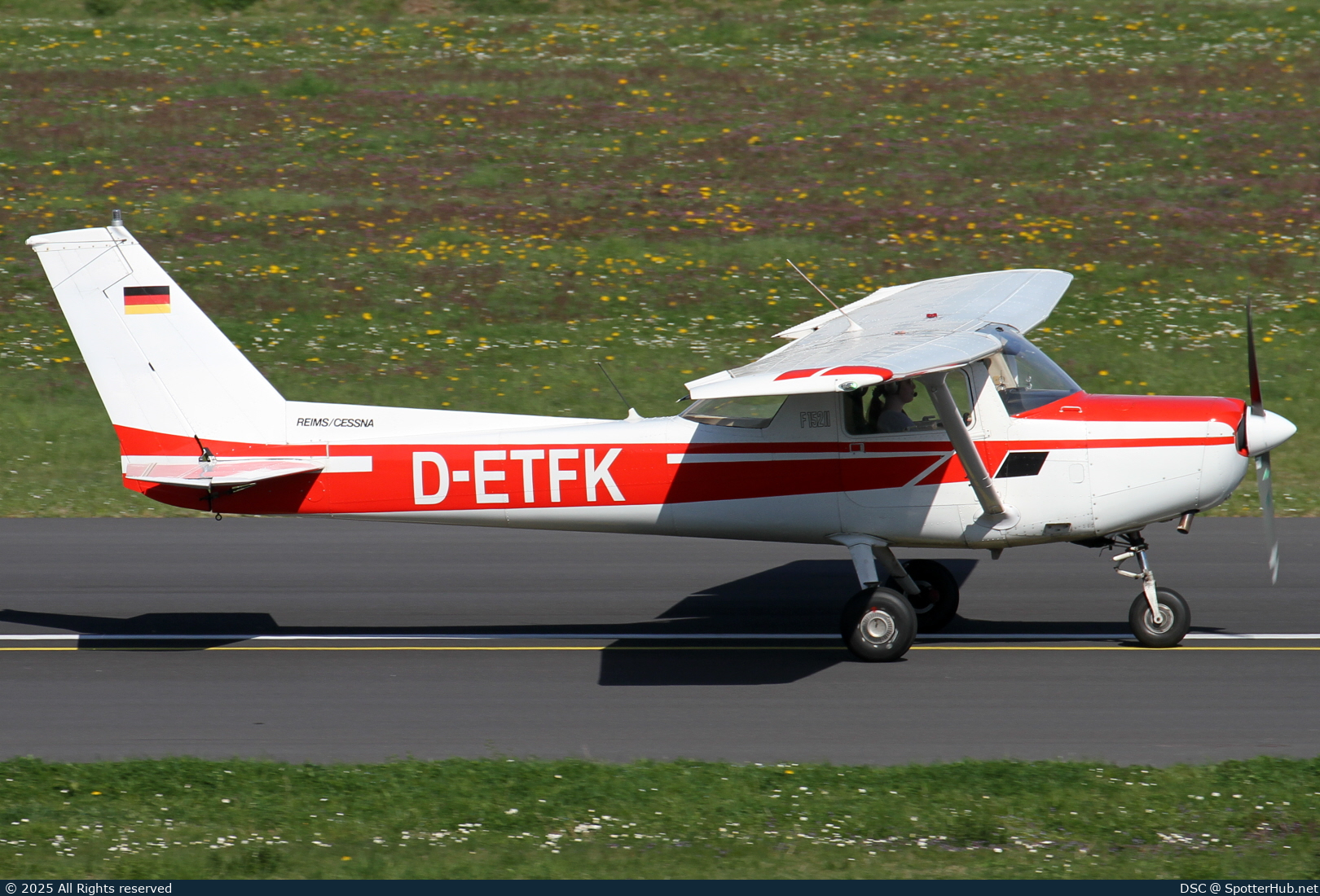 Photo of D-ETFK - Reims-Cessna F152 operated by TFC Flight Training