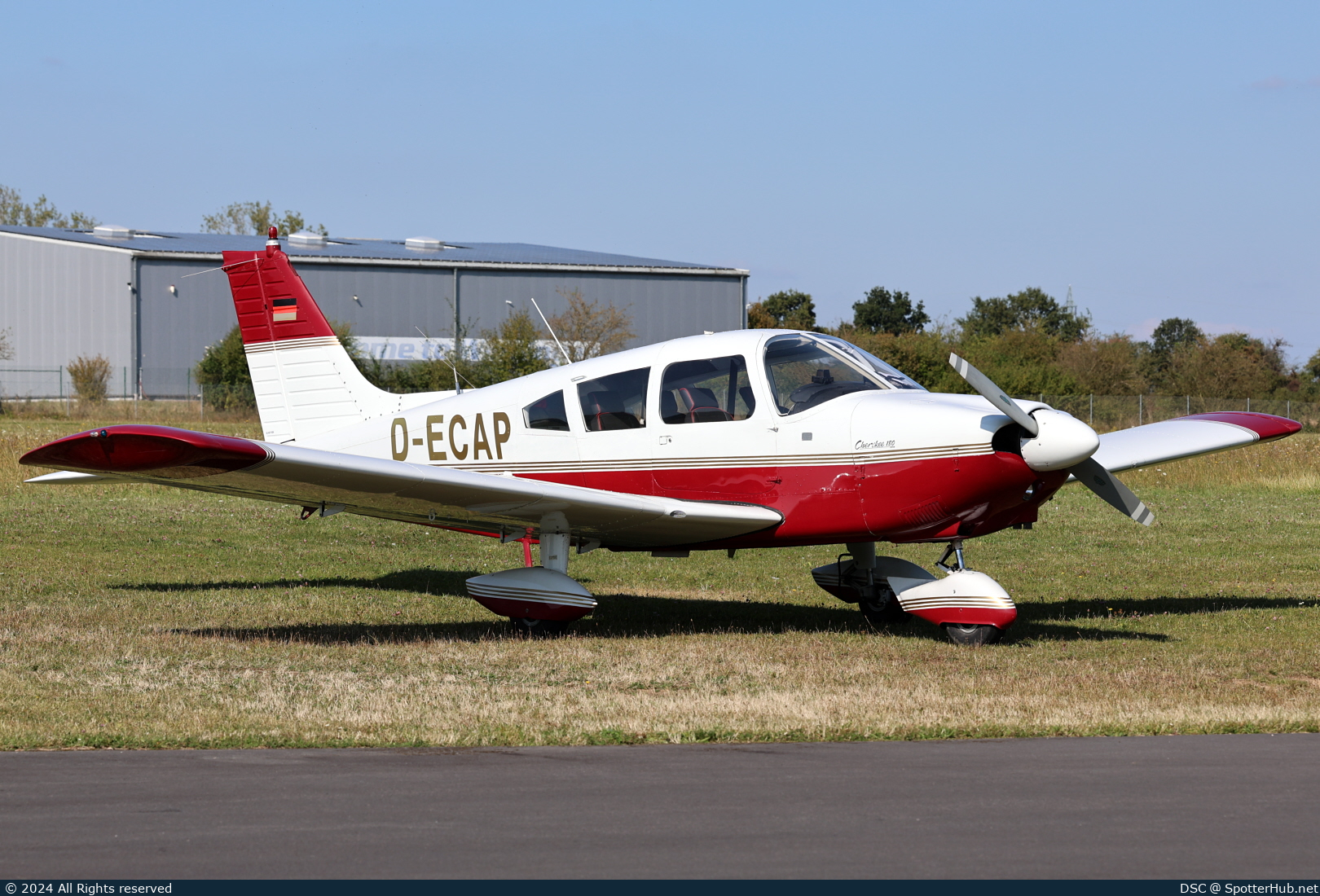 Photo of D-ECAP - Piper PA-28-180 Cherokee Challenger operated by Private