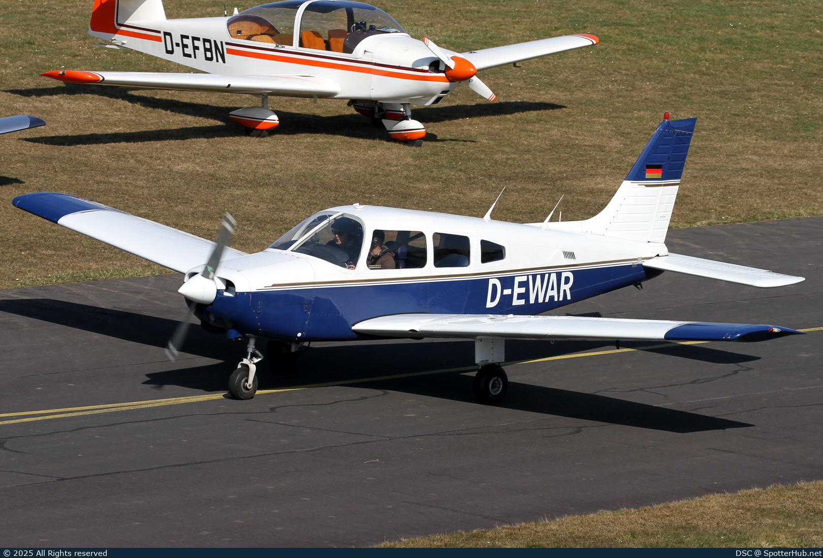 Photo of D-EWAR - Piper PA-28-161 Warrior II operated by Vliegclub Flevo