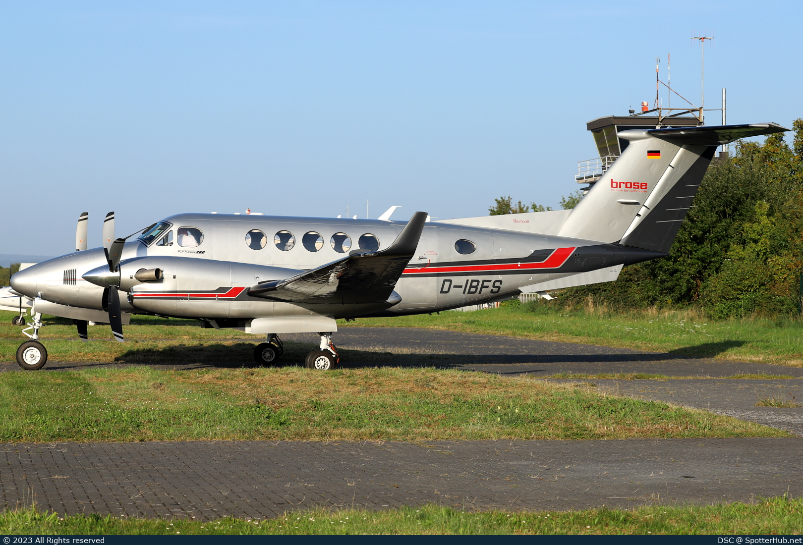 Photo of D-IBFS - Beechcraft B200GT Super King Air 260 operated by Brose Fahrzeugteile