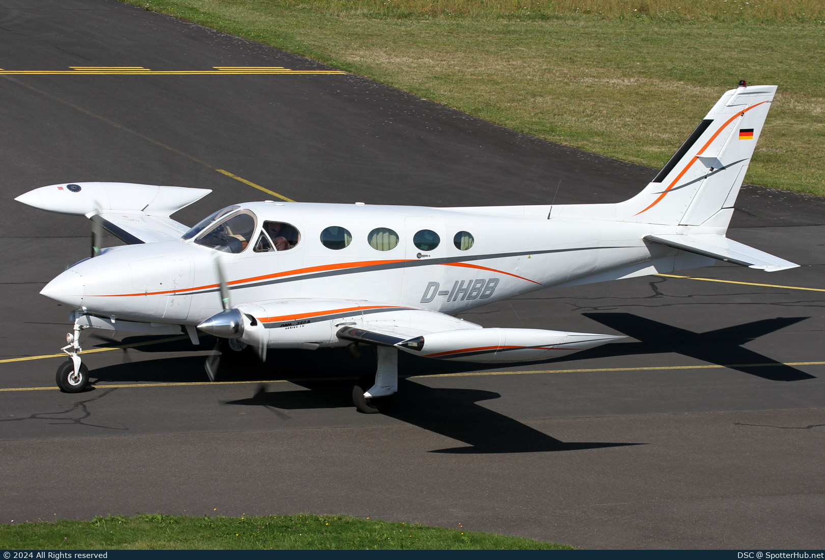 Photo of D-IHBB - Cessna 340A operated by Private